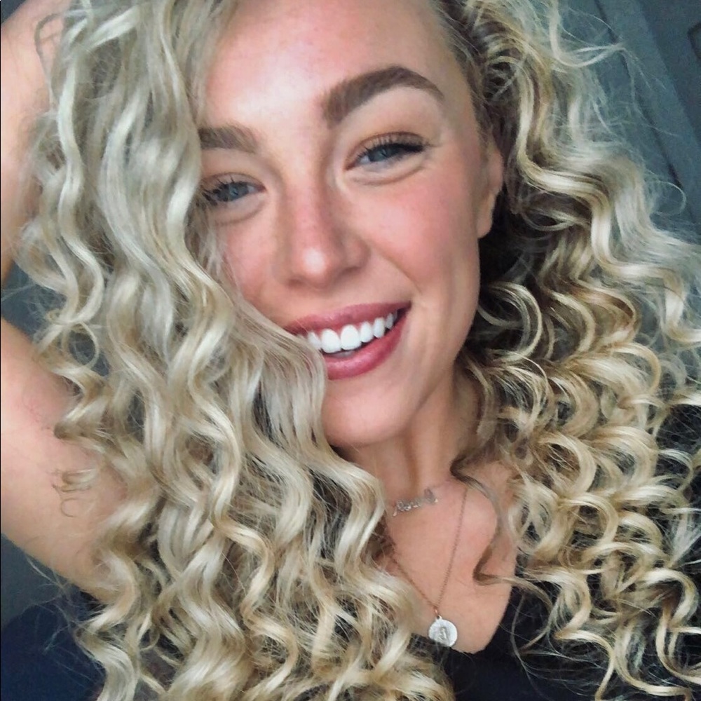 Meet your Posher, Jillian